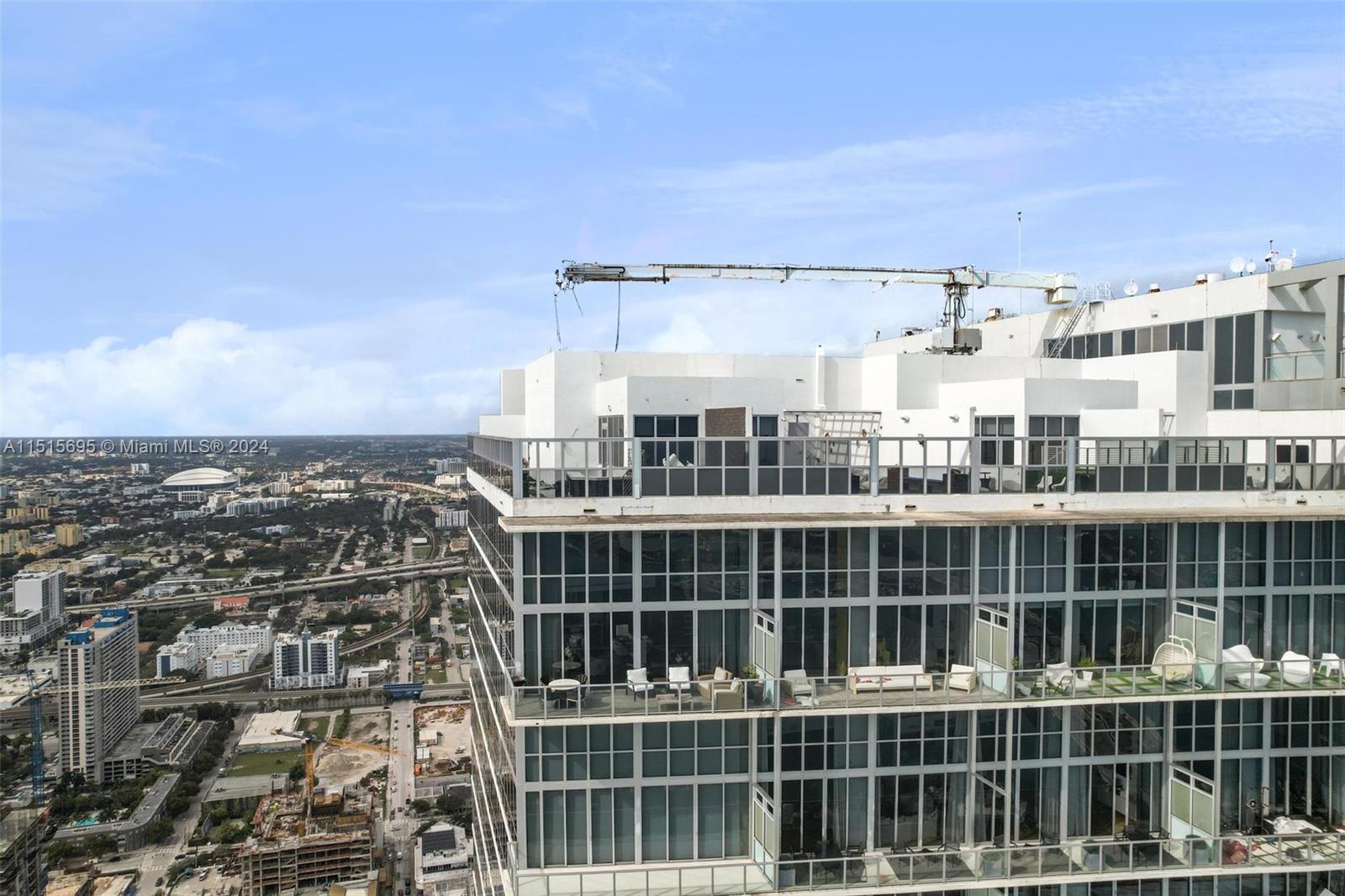 MARQUIS CONDO - Residential