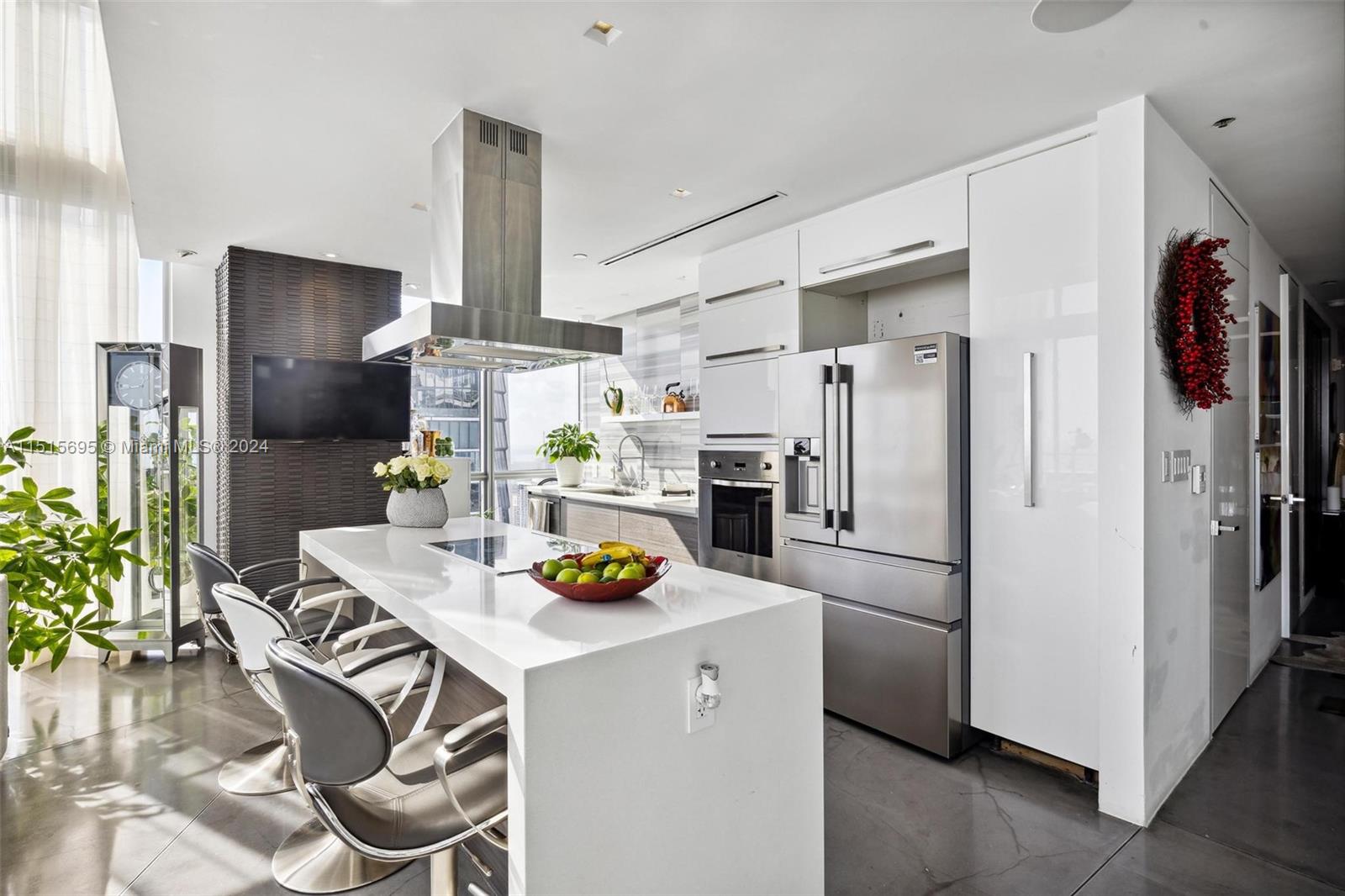 MARQUIS CONDO - Residential