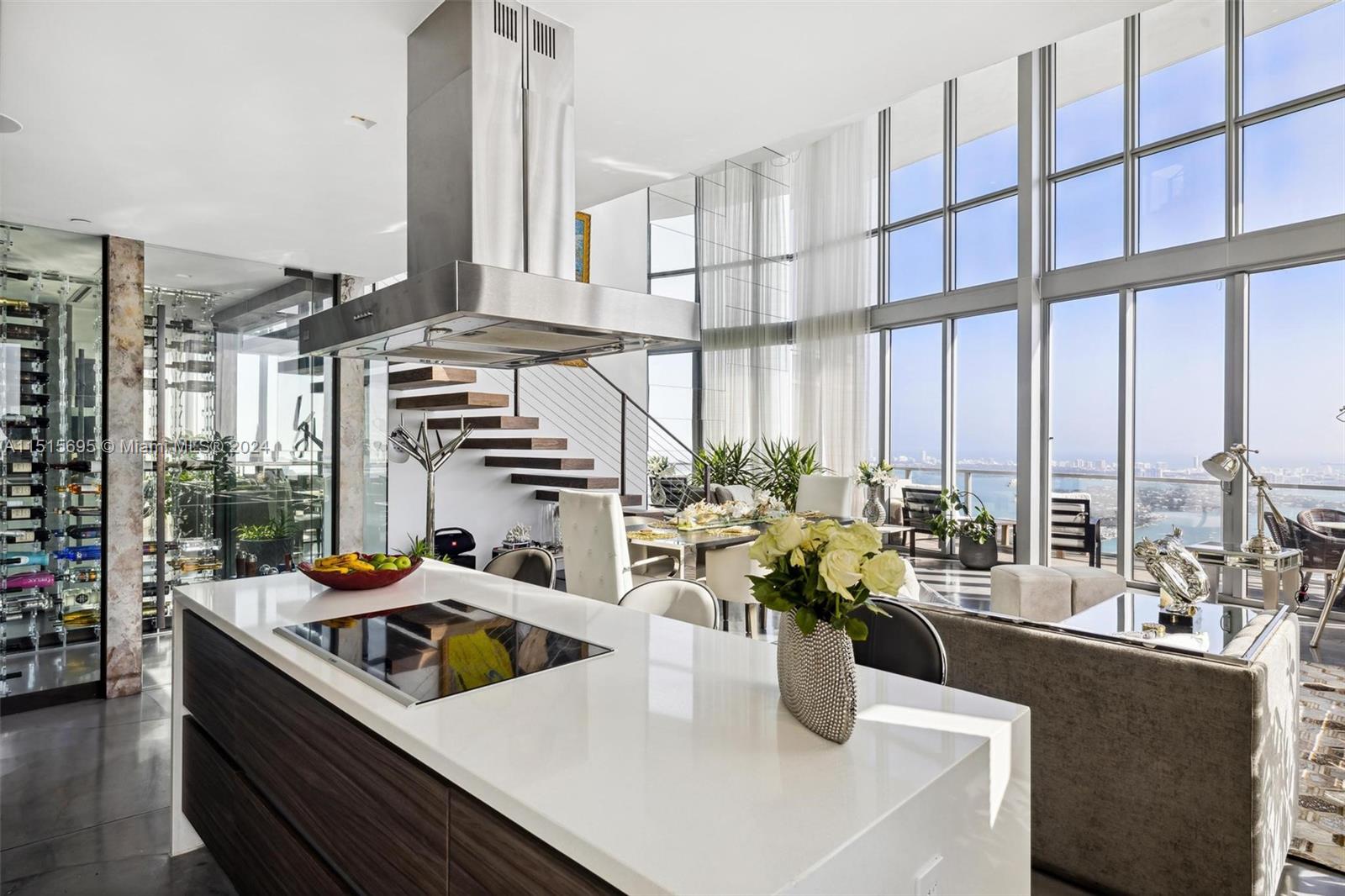 MARQUIS CONDO - Residential