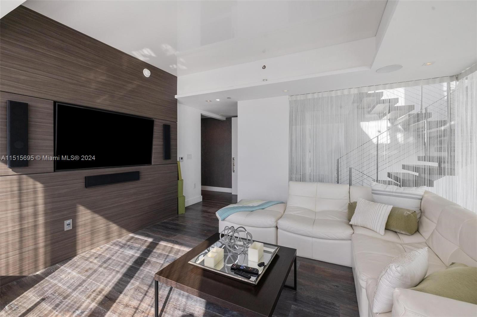 MARQUIS CONDO - Residential