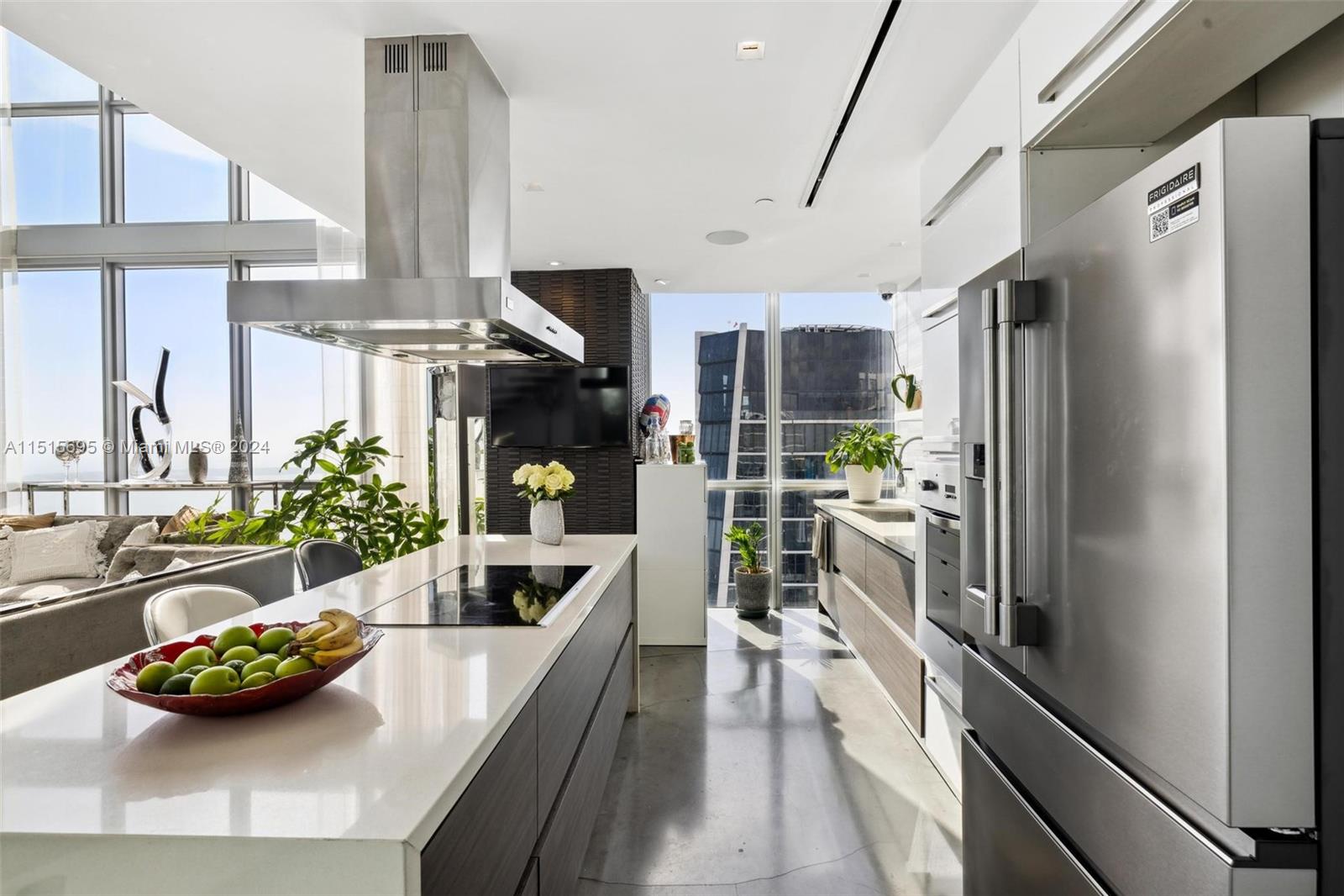 MARQUIS CONDO - Residential