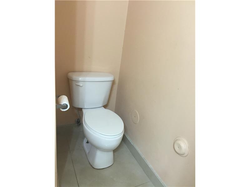 CARIBBEAN ISLES VILLAS CO - Residential Lease