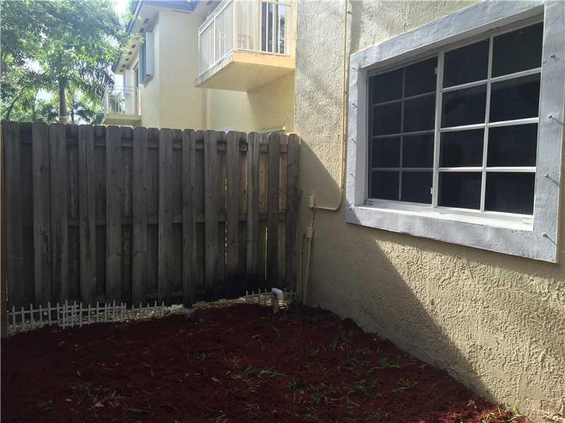 CARIBBEAN ISLES VILLAS CO - Residential Lease