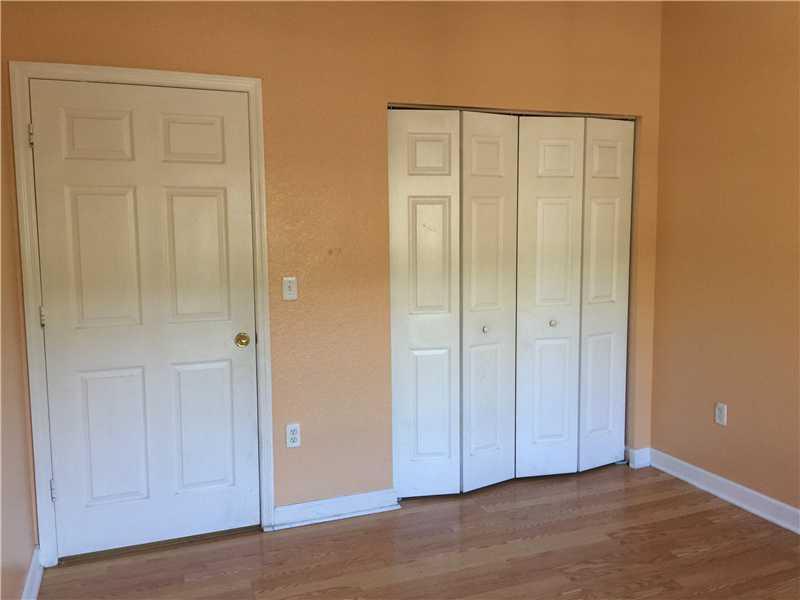 CARIBBEAN ISLES VILLAS CO - Residential Lease