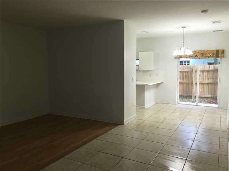 CARIBBEAN ISLES VILLAS CO - Residential Lease