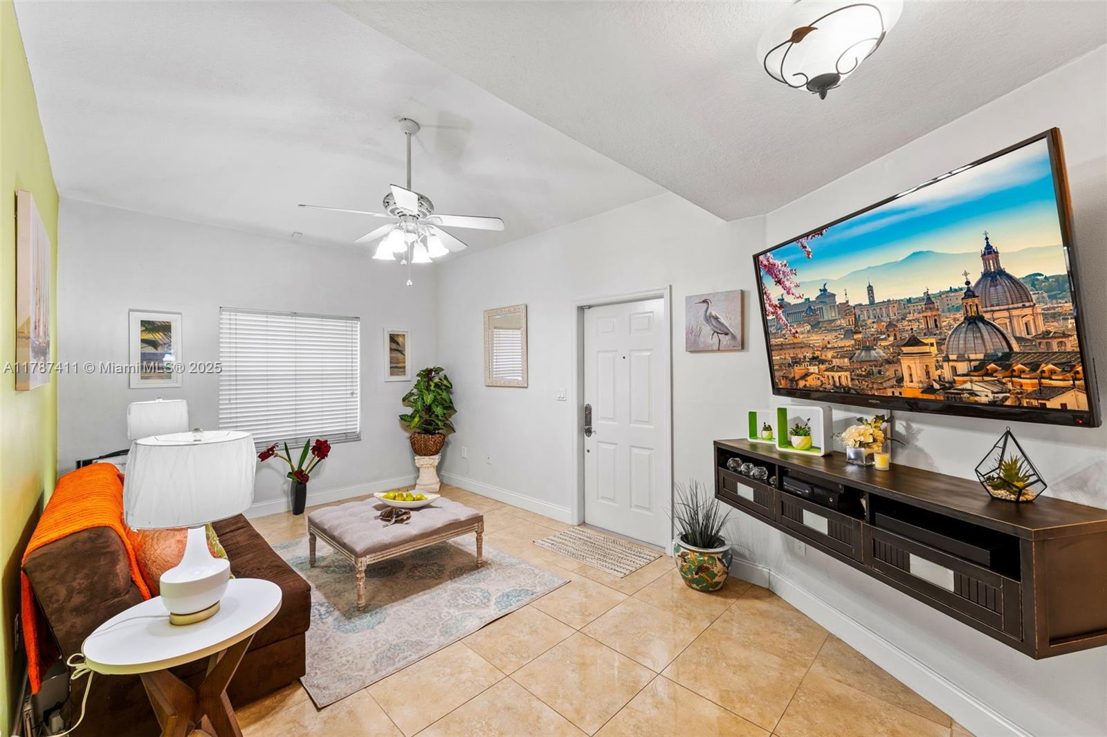 VILLAS AT HARBOR ISLES CO - Residential