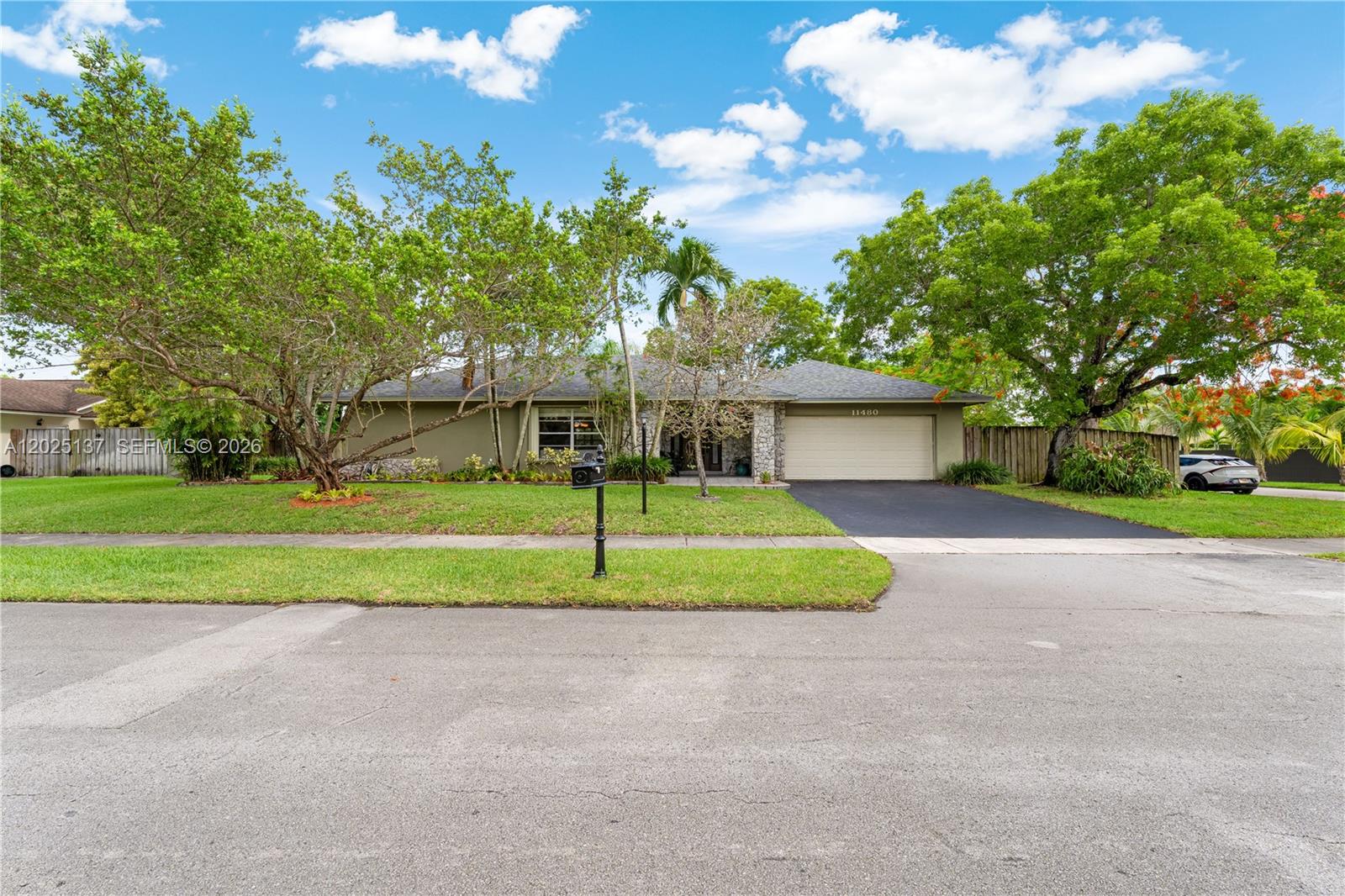 GLEN COVE SEC 1 - Residential