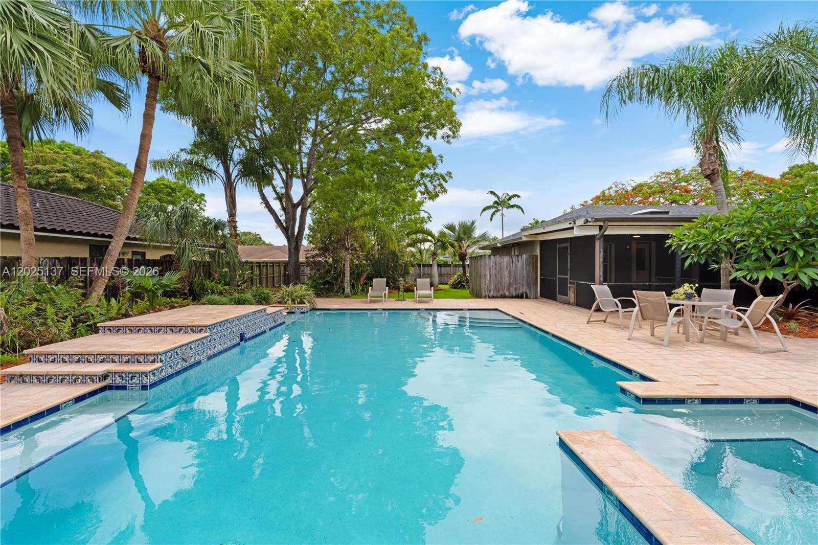 GLEN COVE SEC 1 - Residential