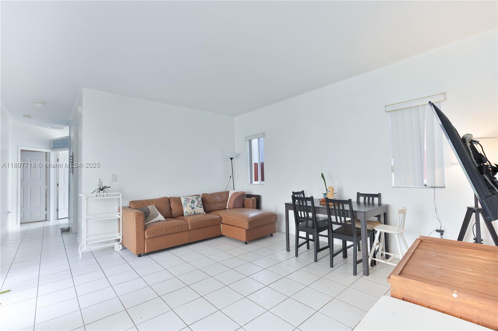 FERNANDOS PLACE - Residential