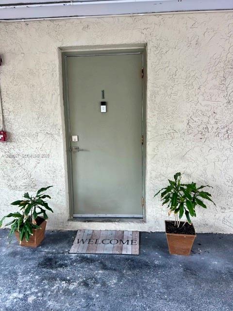 NORTHGATE TOWNHOUSE CONDO - Residential