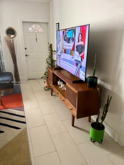 NORTHGATE TOWNHOUSE CONDO - Residential