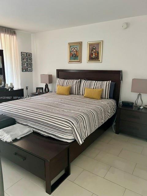 NORTHGATE TOWNHOUSE CONDO - Residential