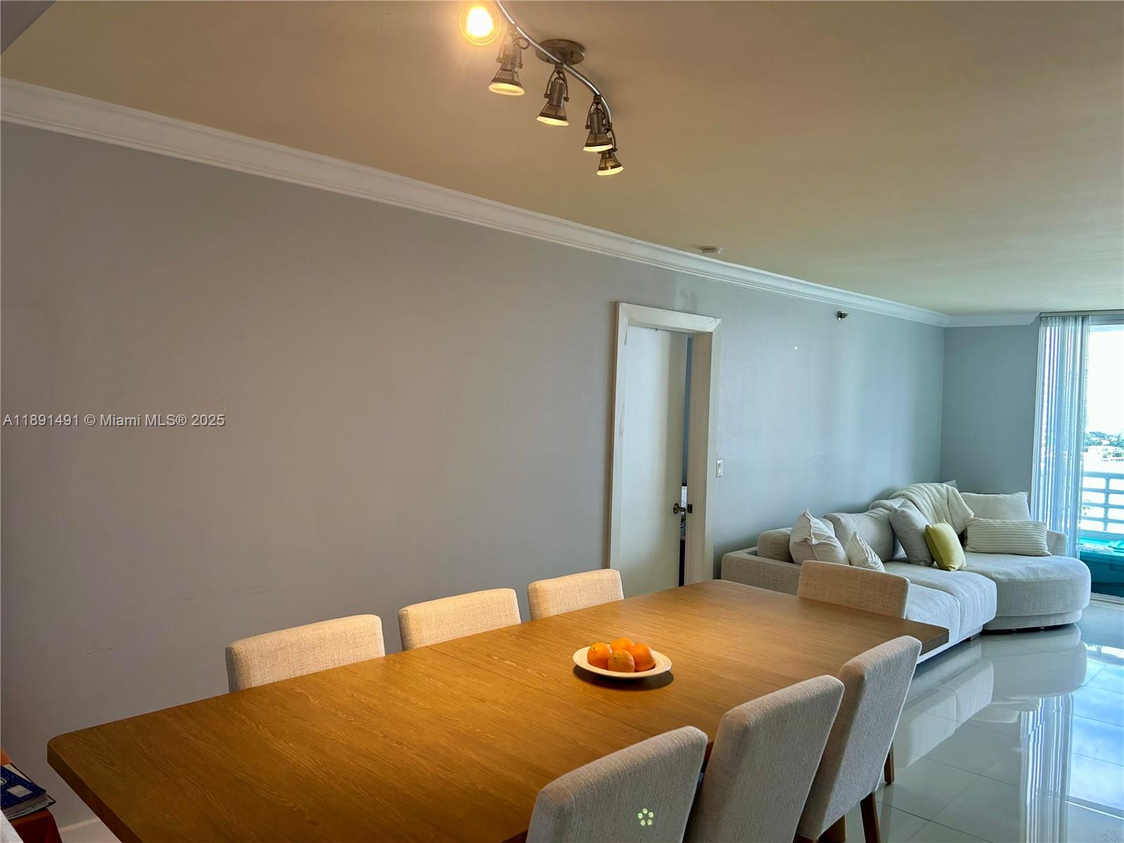 PARC CENTRAL AVENTURA EAS - Residential Lease