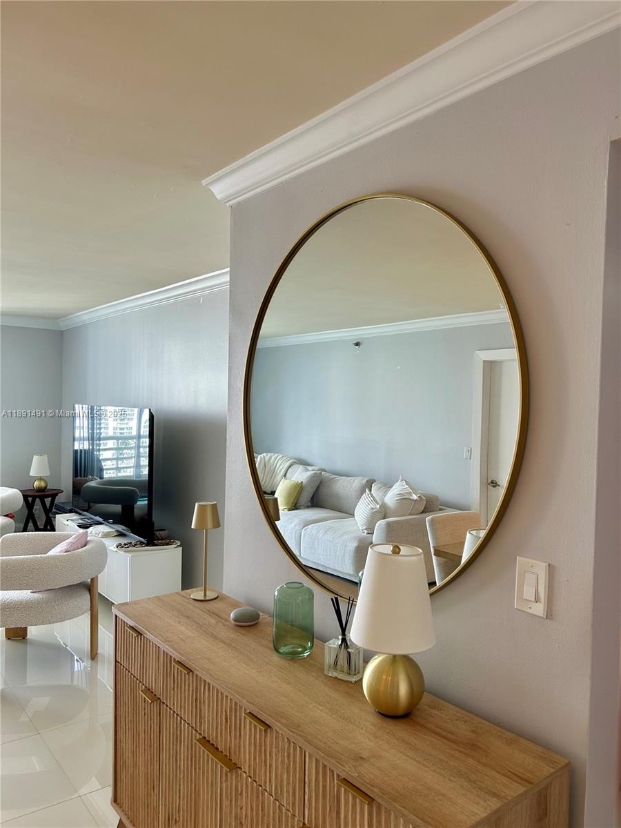 PARC CENTRAL AVENTURA EAS - Residential Lease