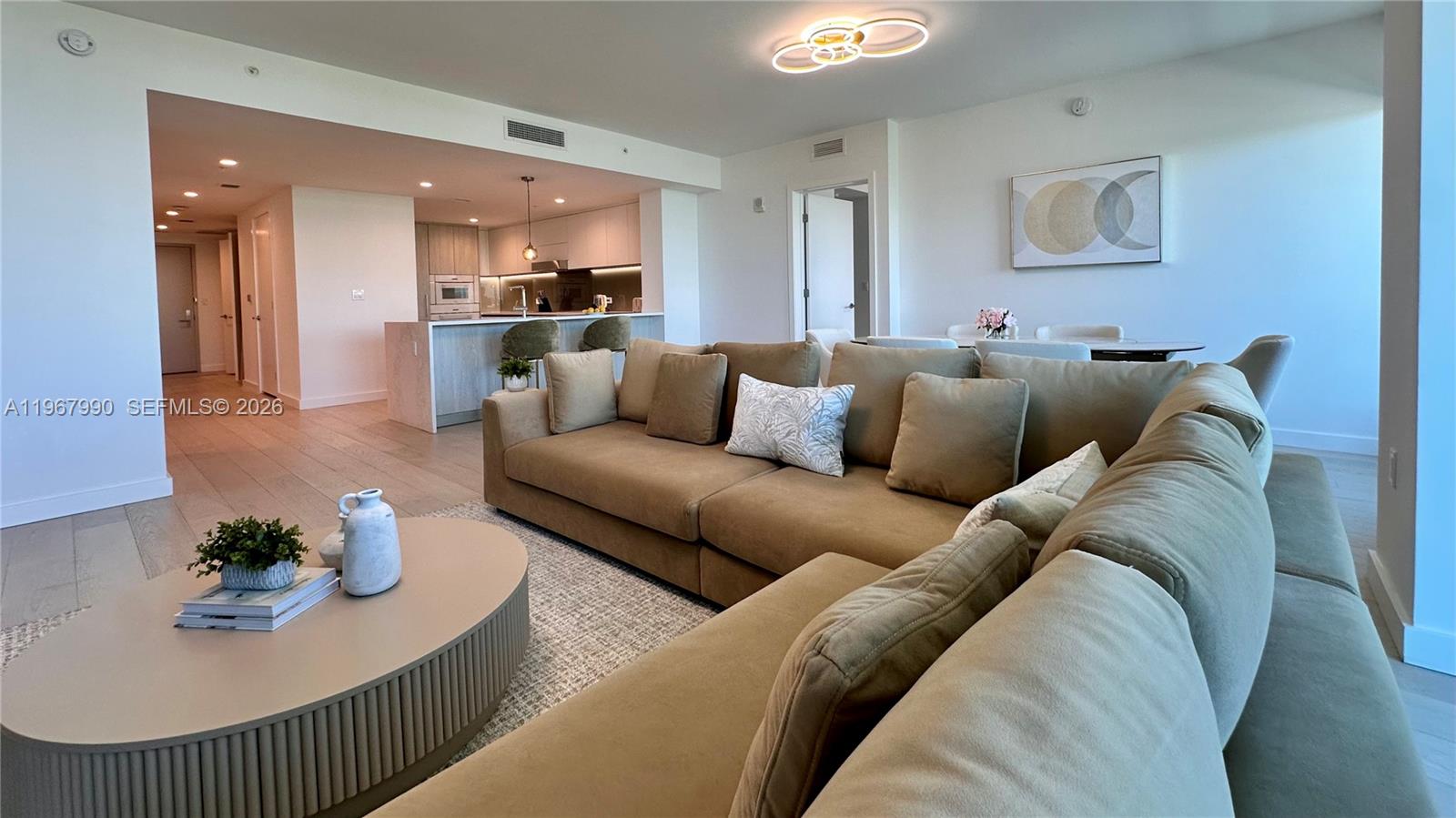 9201 E Bay Harbor Dr. 504