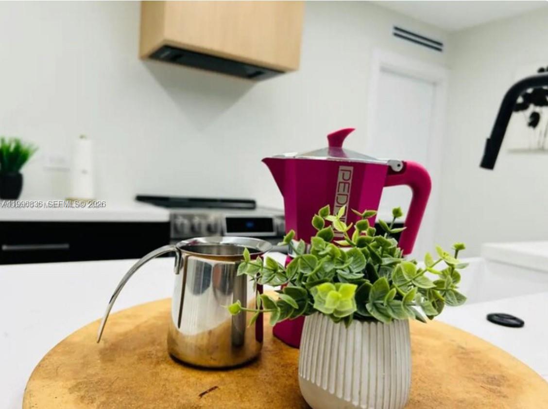 2612 SW 12th St Main