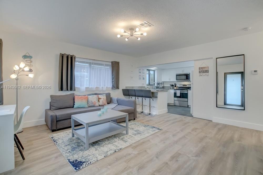 OSCEOLA PARK - Residential Income