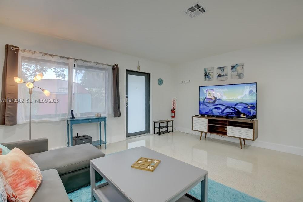 OSCEOLA PARK - Residential Income