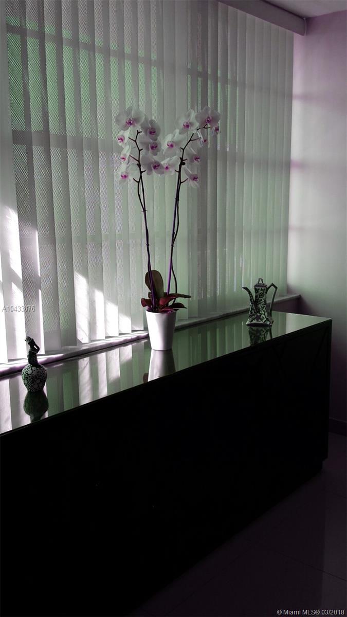 ADMIRALS PORT CONDO WEST - Residential Lease