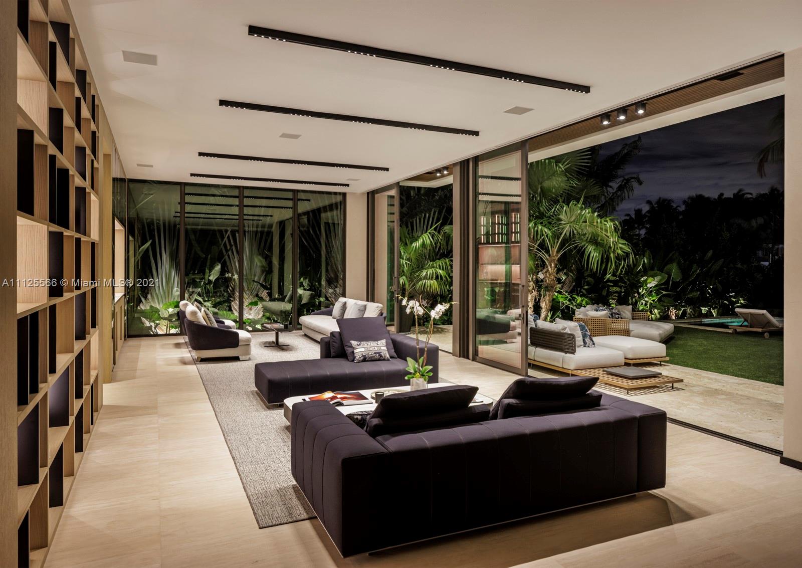 SUNSET ISLANDS-ISLAND NO - Residential