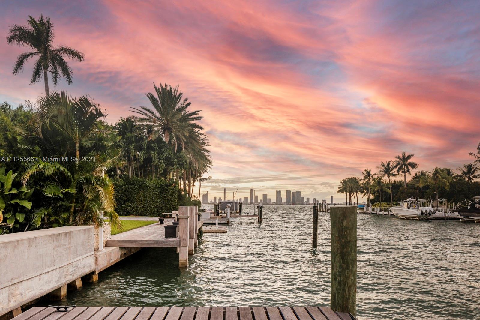 SUNSET ISLANDS-ISLAND NO - Residential