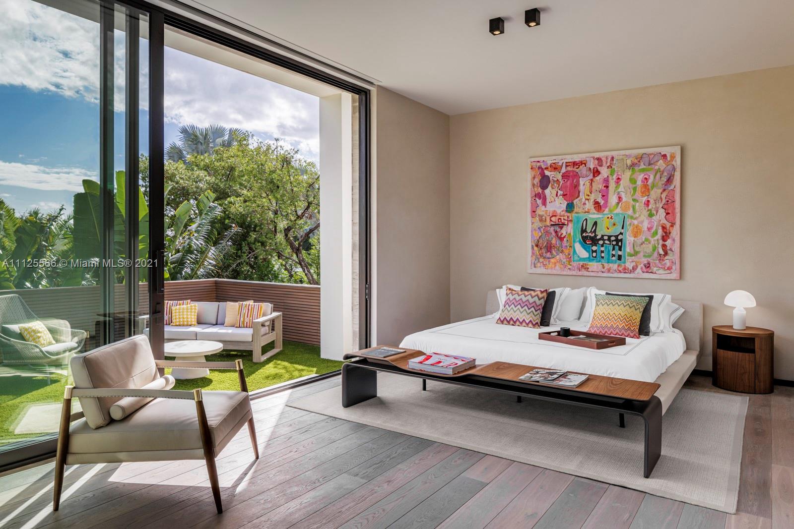 SUNSET ISLANDS-ISLAND NO - Residential