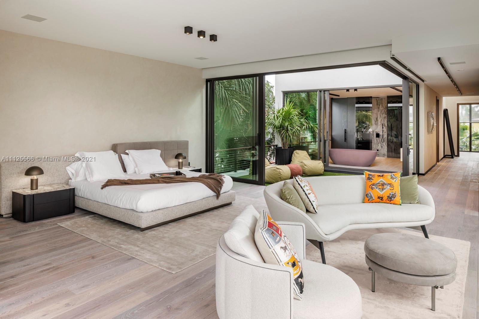 SUNSET ISLANDS-ISLAND NO - Residential