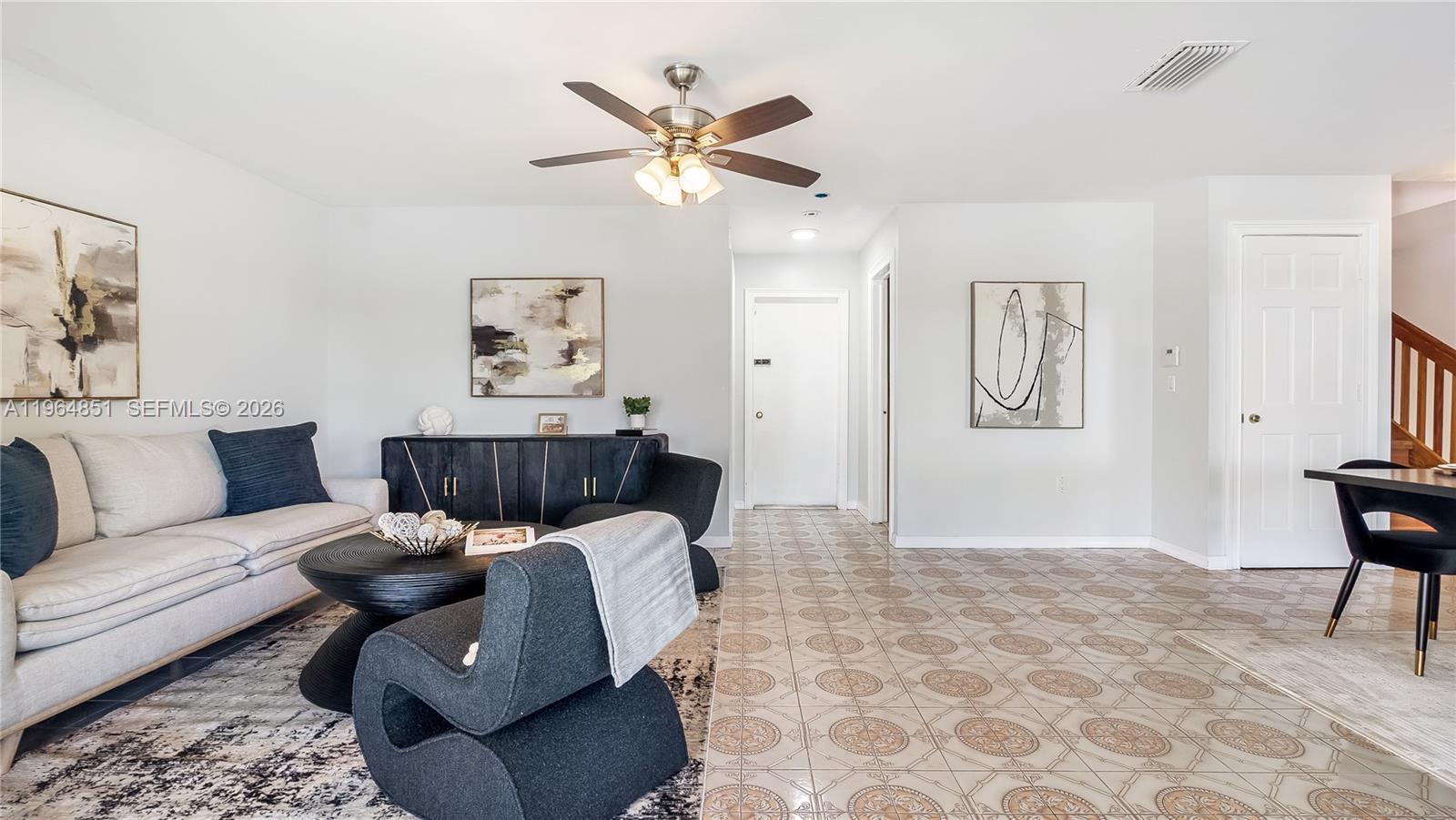 SAWGRASS ESTATES NORTH - Residential