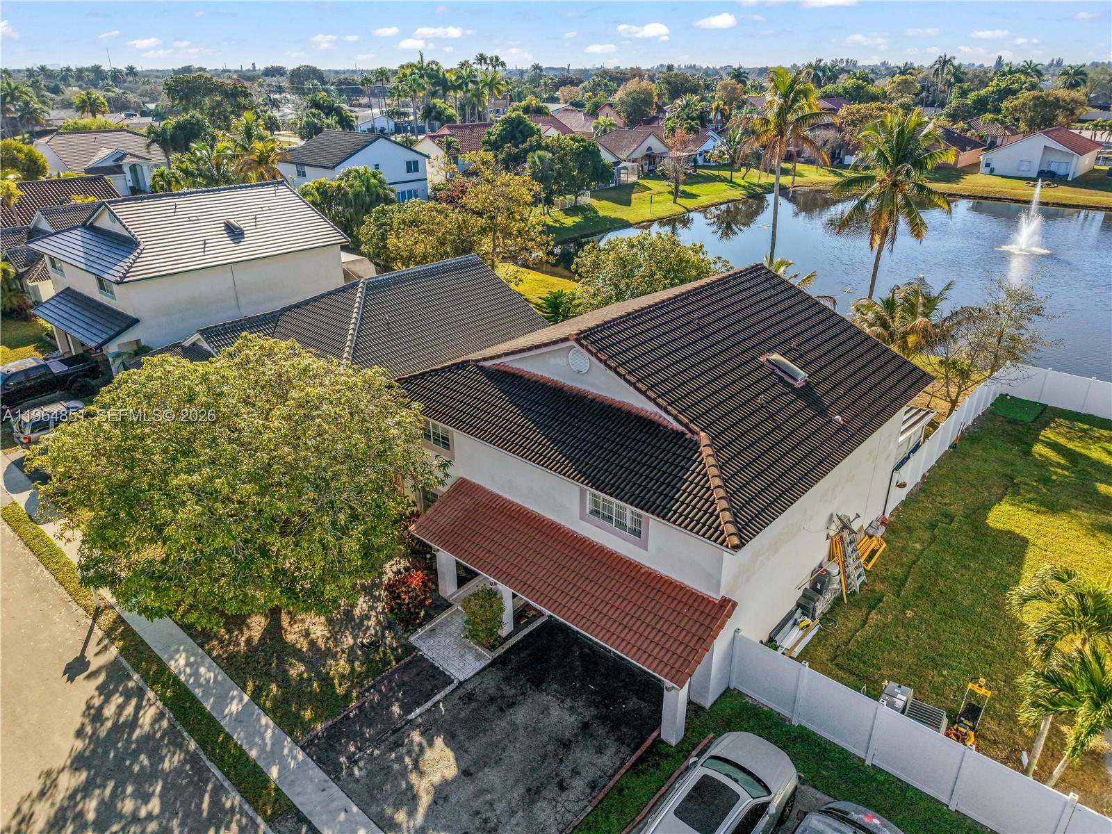 SAWGRASS ESTATES NORTH - Residential