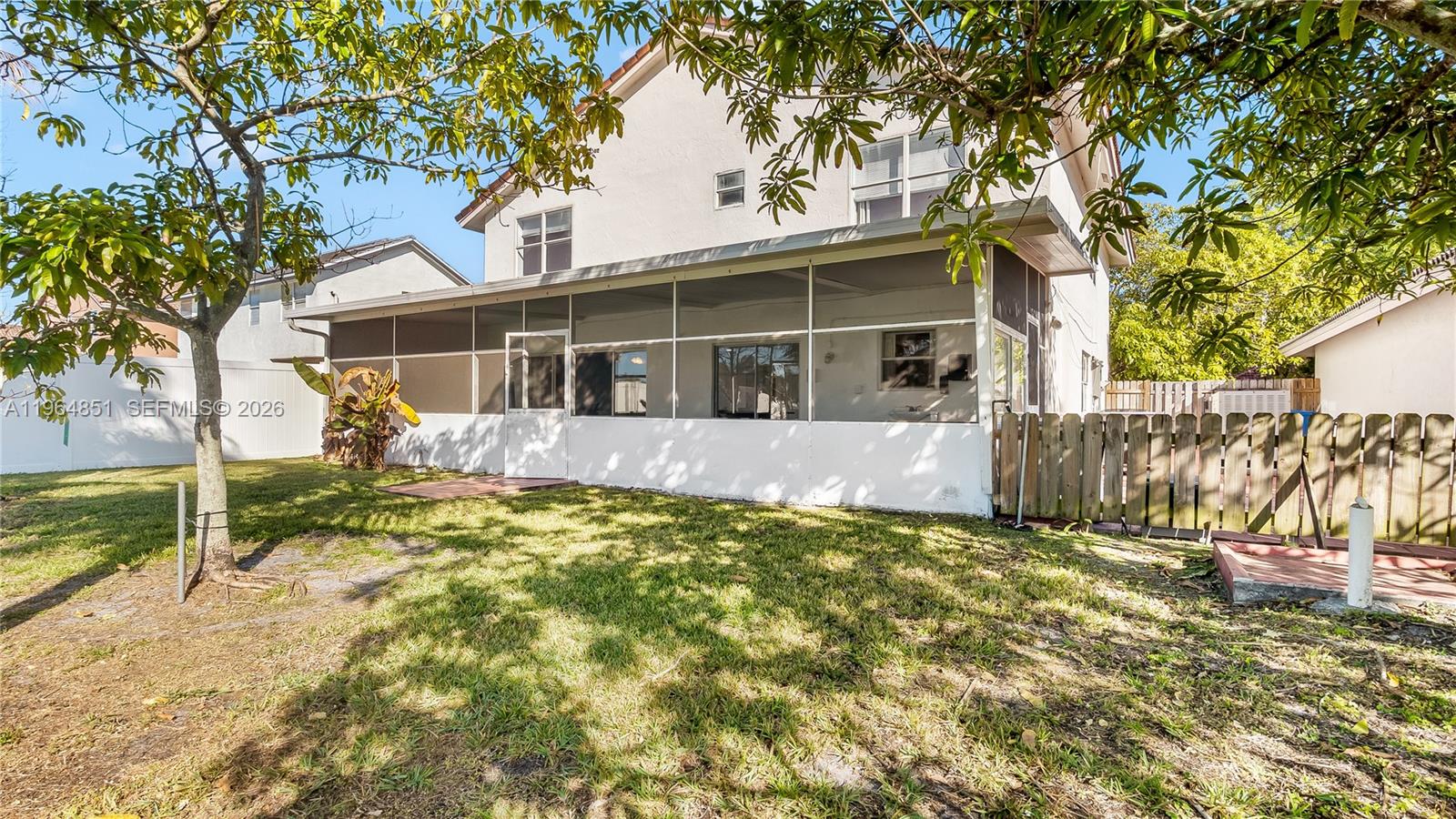 SAWGRASS ESTATES NORTH - Residential