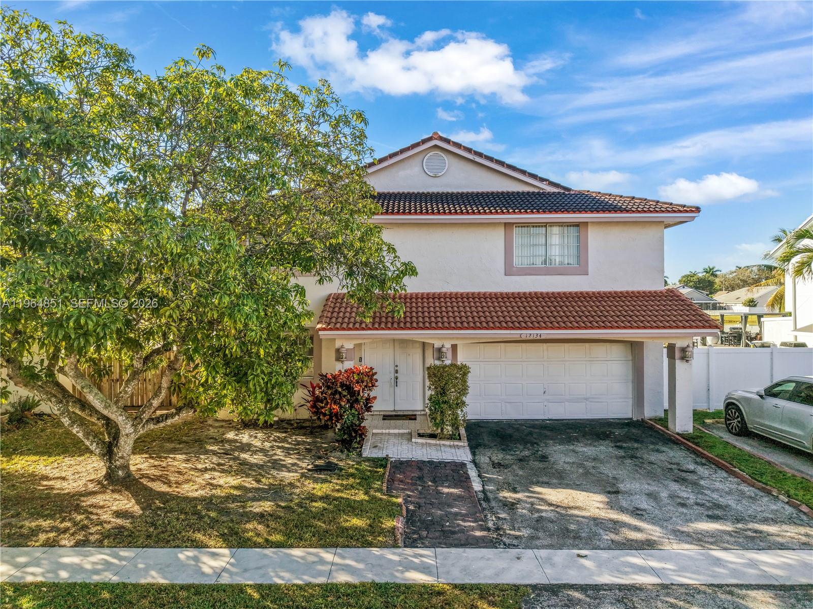 SAWGRASS ESTATES NORTH - Residential