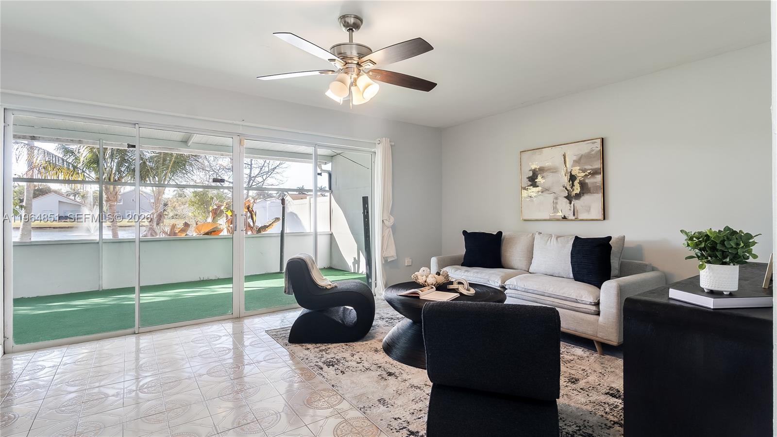 SAWGRASS ESTATES NORTH - Residential