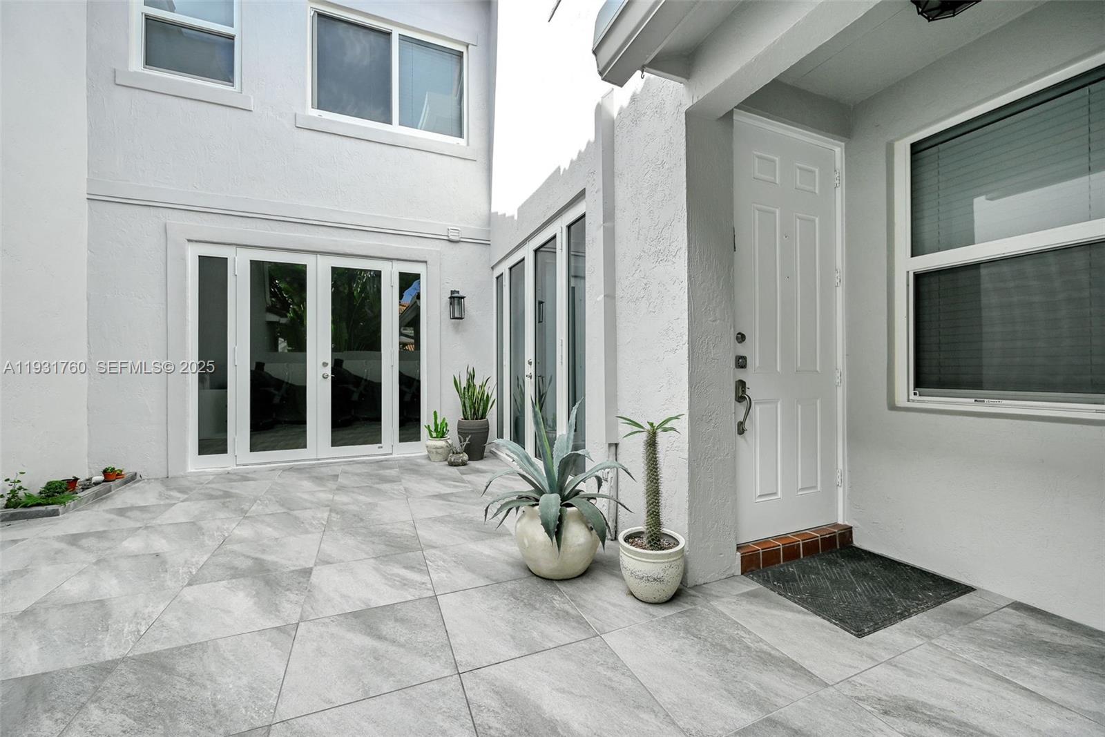 WEST LAKE VILLAGE PLAT - Residential