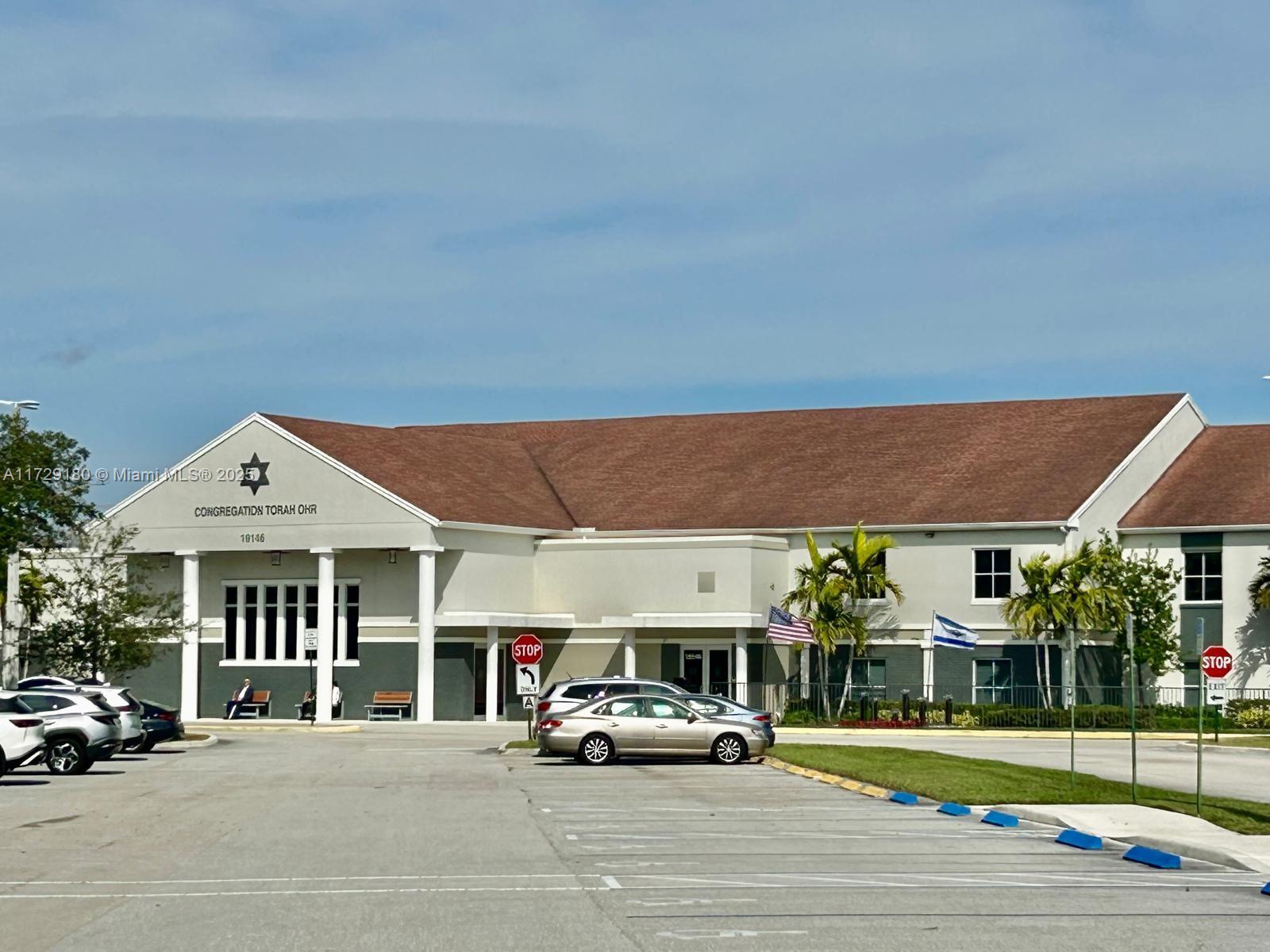 FANSHAW AT CENTURY VILLAG - Residential Lease