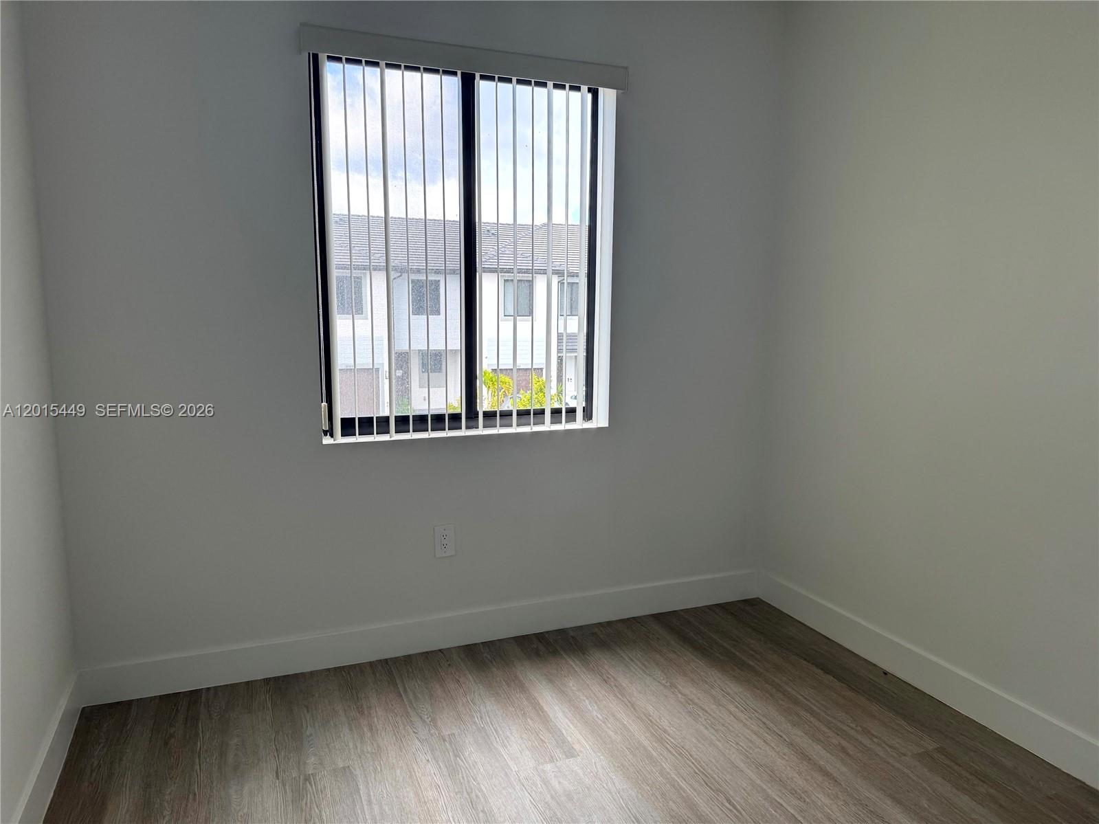 CENTURY PARK SQUARE - Residential