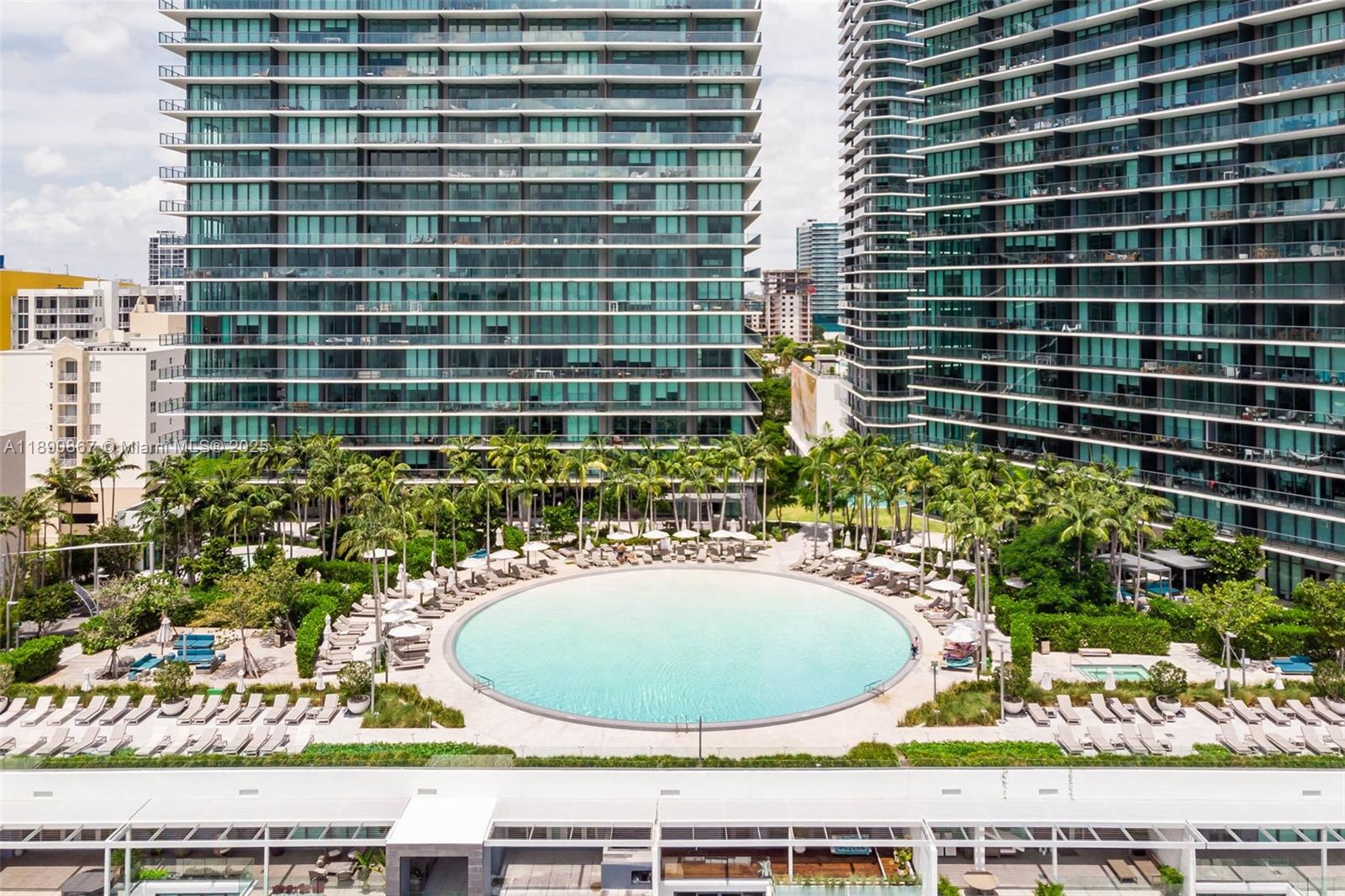 GRAN PARAISO CONDO - Residential