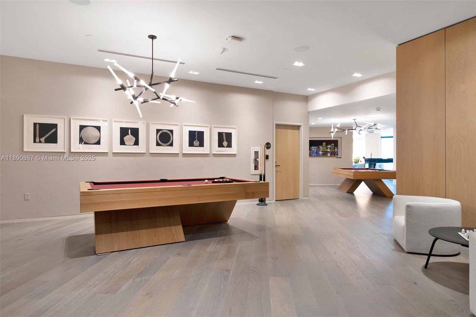 GRAN PARAISO CONDO - Residential
