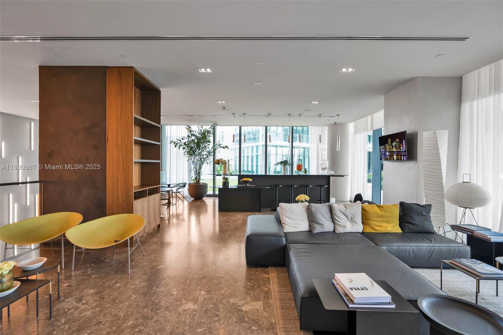 GRAN PARAISO CONDO - Residential