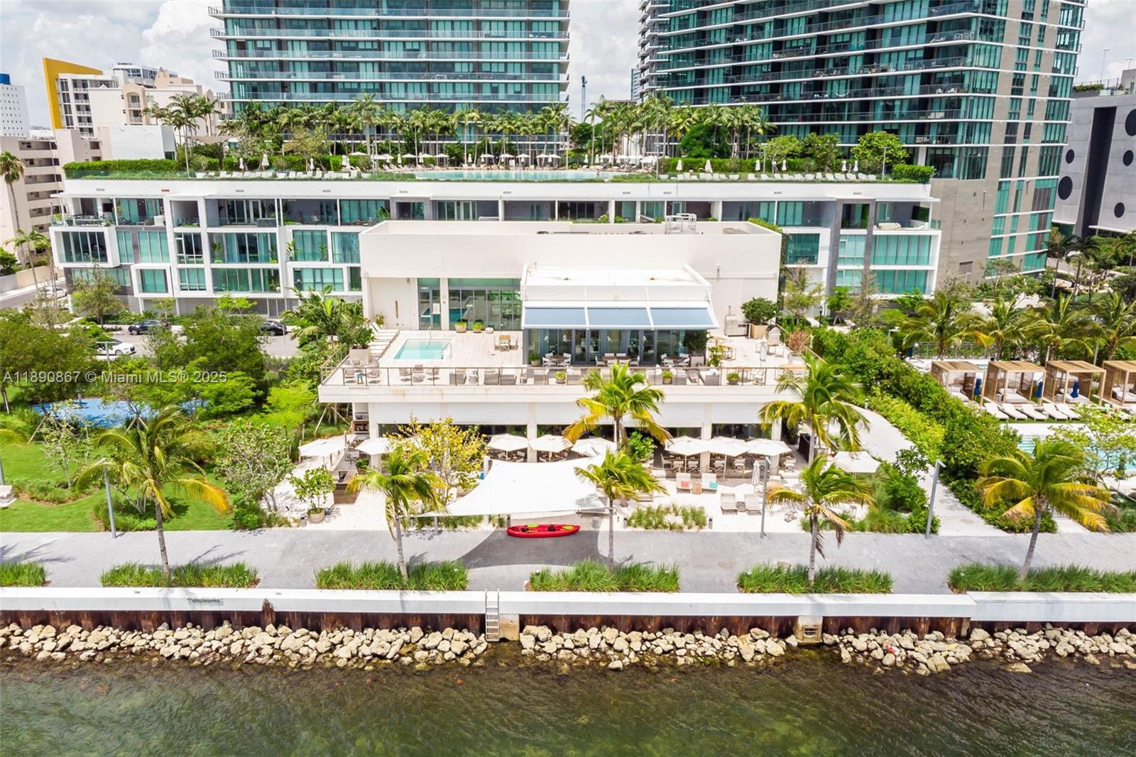 GRAN PARAISO CONDO - Residential