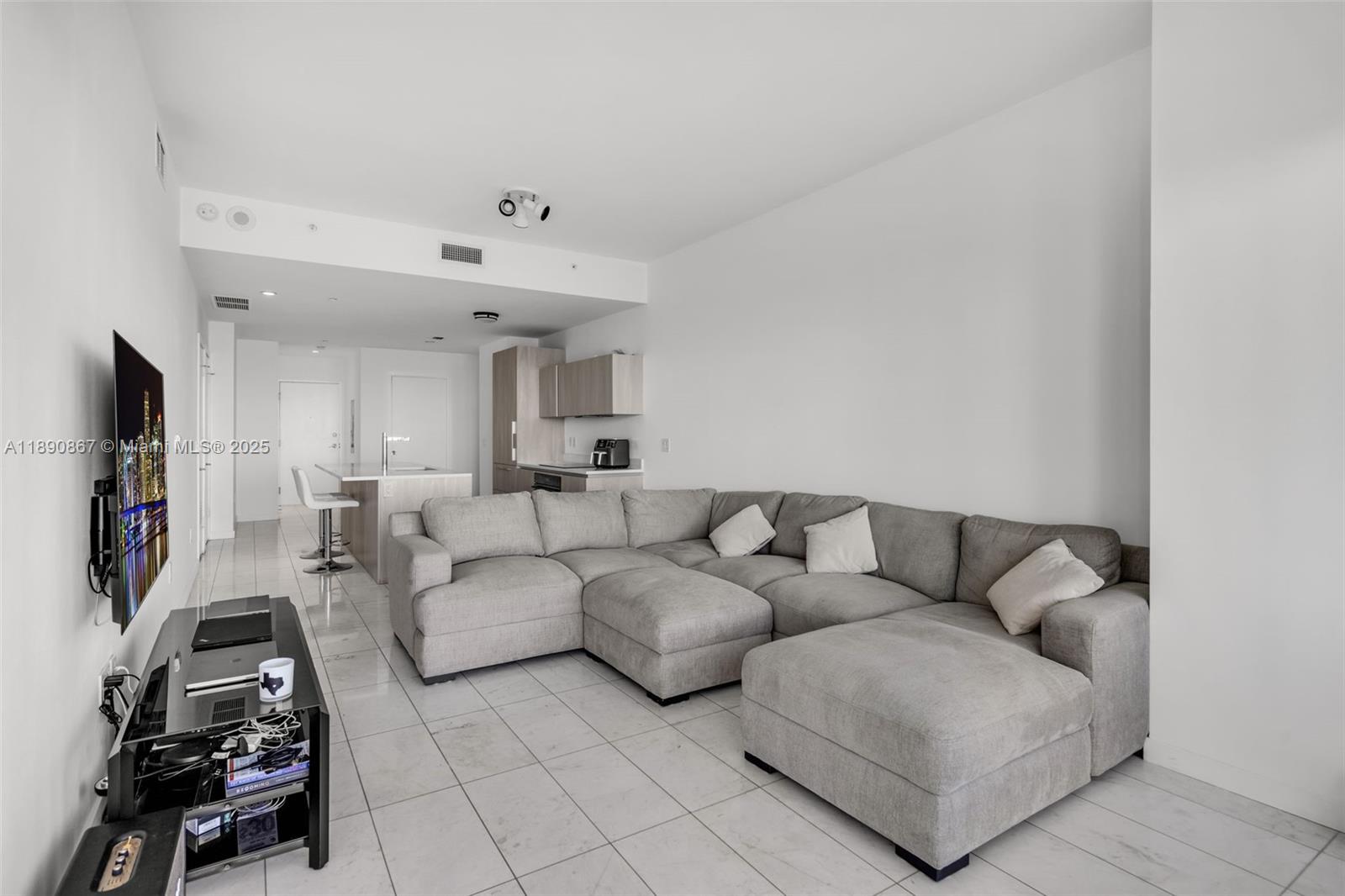 GRAN PARAISO CONDO - Residential