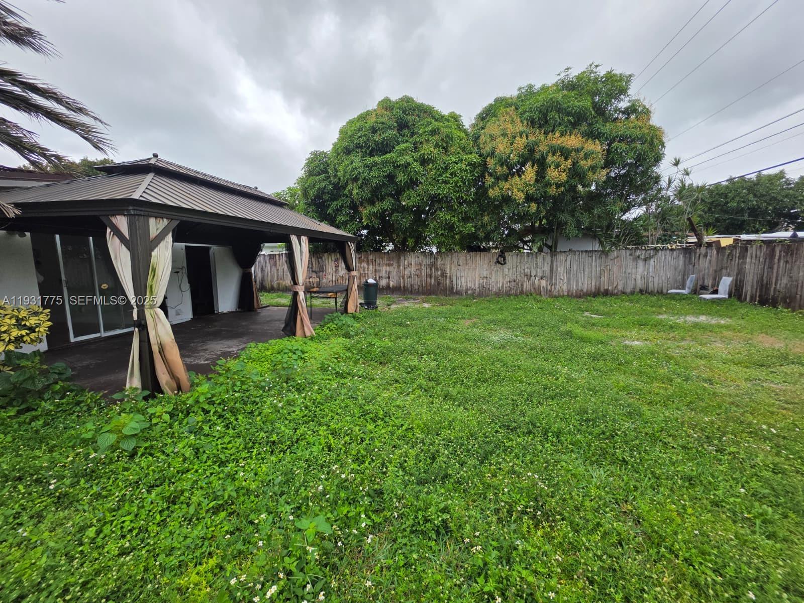 PLAYLAND ESTATES SEC 3 - Residential Lease