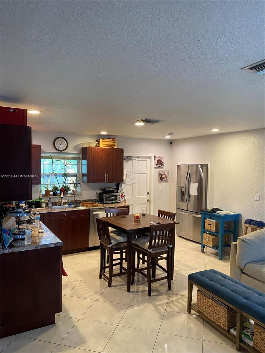 GUN CLUB EST - Residential