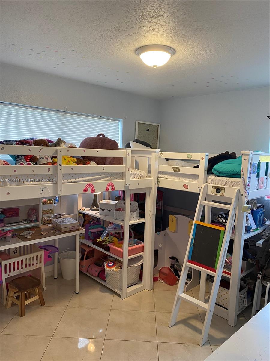 GUN CLUB EST - Residential