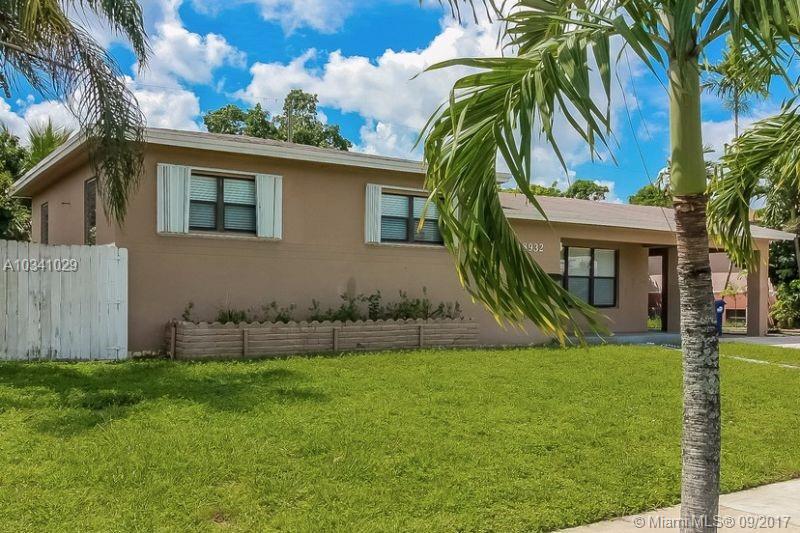Beautiful home with basement, granite counter tops in kitchen, remodeled bathrooms. Pets welcome with $20.00 monthly pet rent per pet and $250.00 pet fee per pet (NO pit bulls, Dobermans, Rottweiler, Chow and/or combination of any) the security deposit is based on credit, $45.00 application fee per person, app done online, documented income required, Must make a minimum 3 times rent to qualify**Deposit will be due within 24 hours of approval and move in date max 10 days from application date***There is an extra $17.95 monthly service fee for the smart home system*****