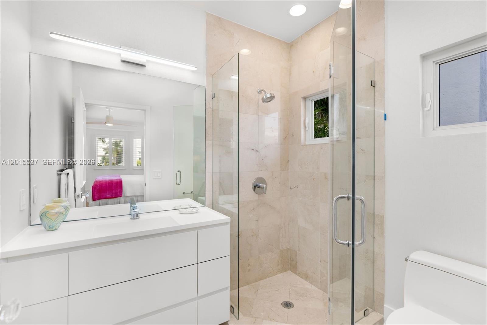 G B VILLAS - Residential Lease