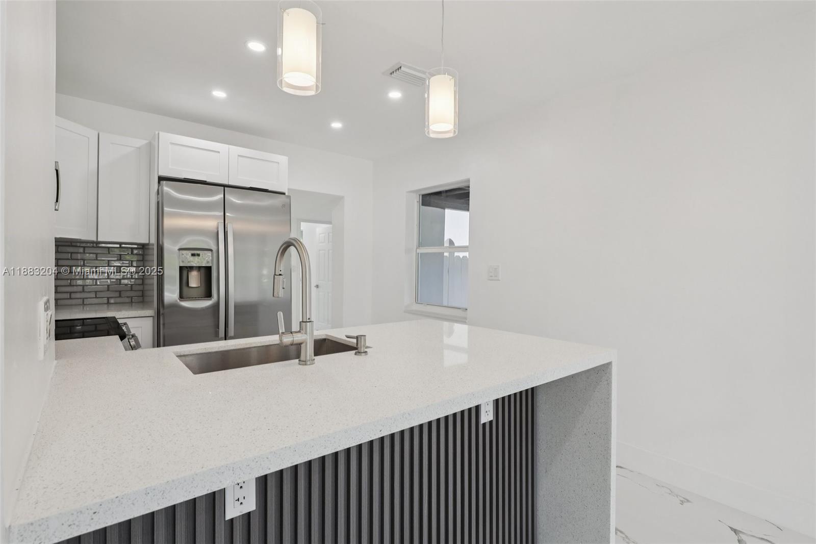 LAUDERDALE - Residential