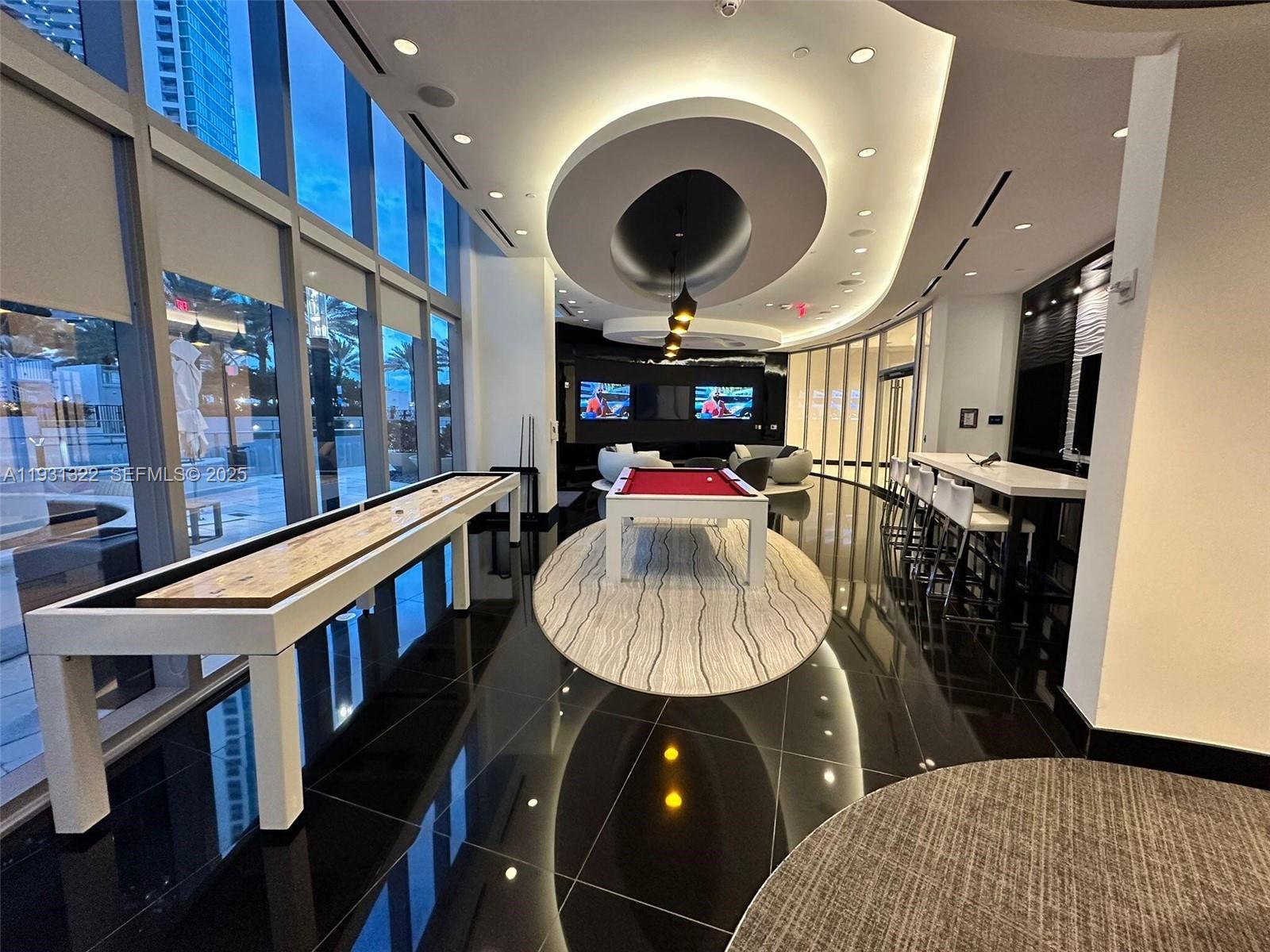 PARAMOUNT MIAMI WORLDCENT - Residential