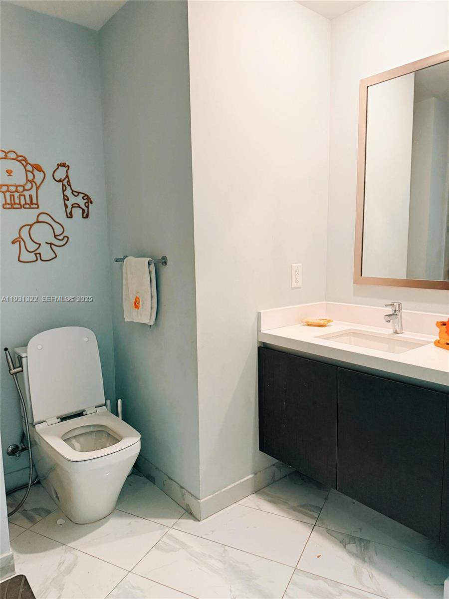 PARAMOUNT MIAMI WORLDCENT - Residential