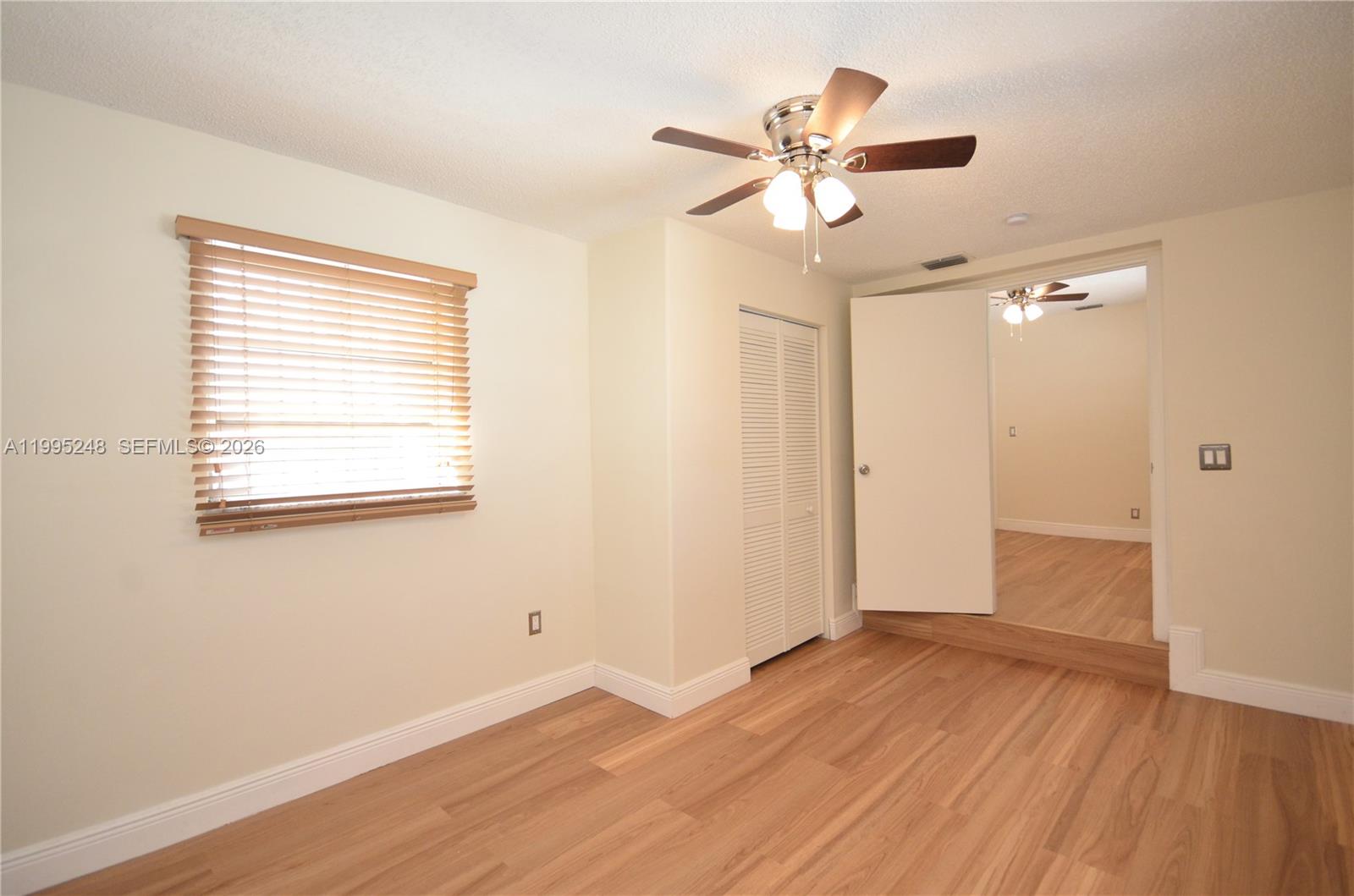 GRAPELAND - Residential Lease