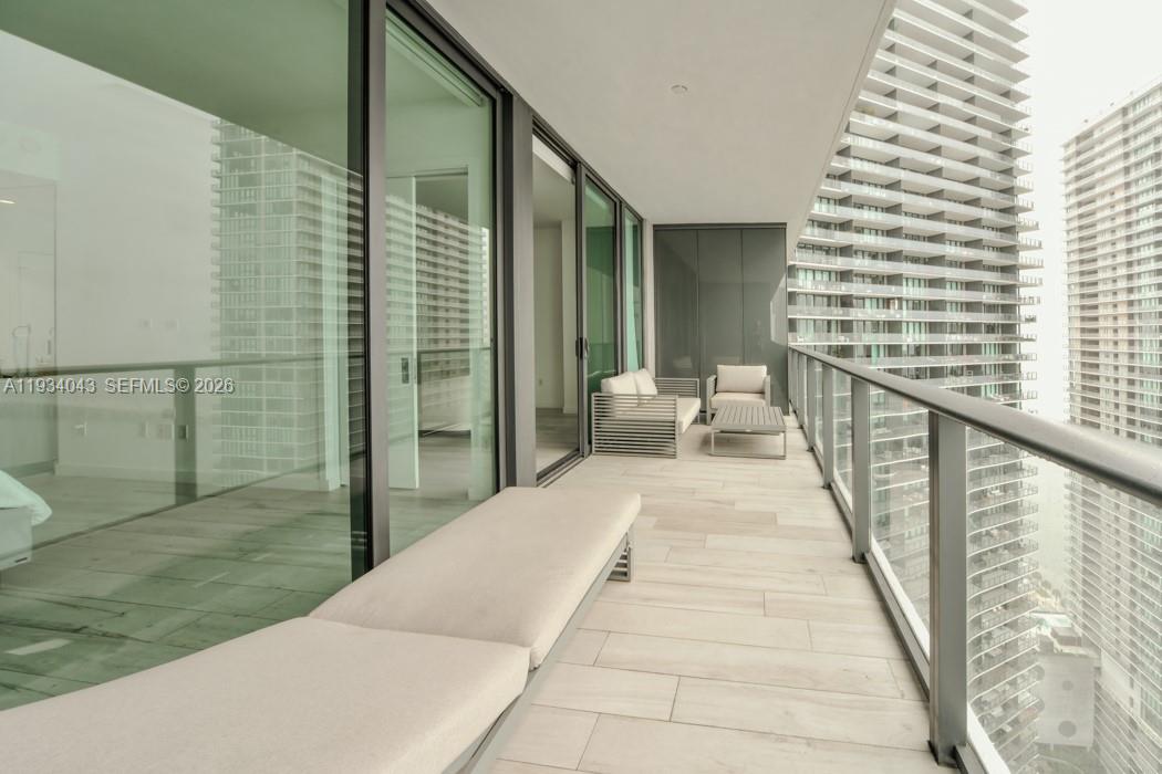 GRAN PARAISO CONDO - Residential